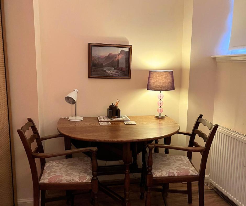 Centre Executive - Private Parking, Gym & Sauna *