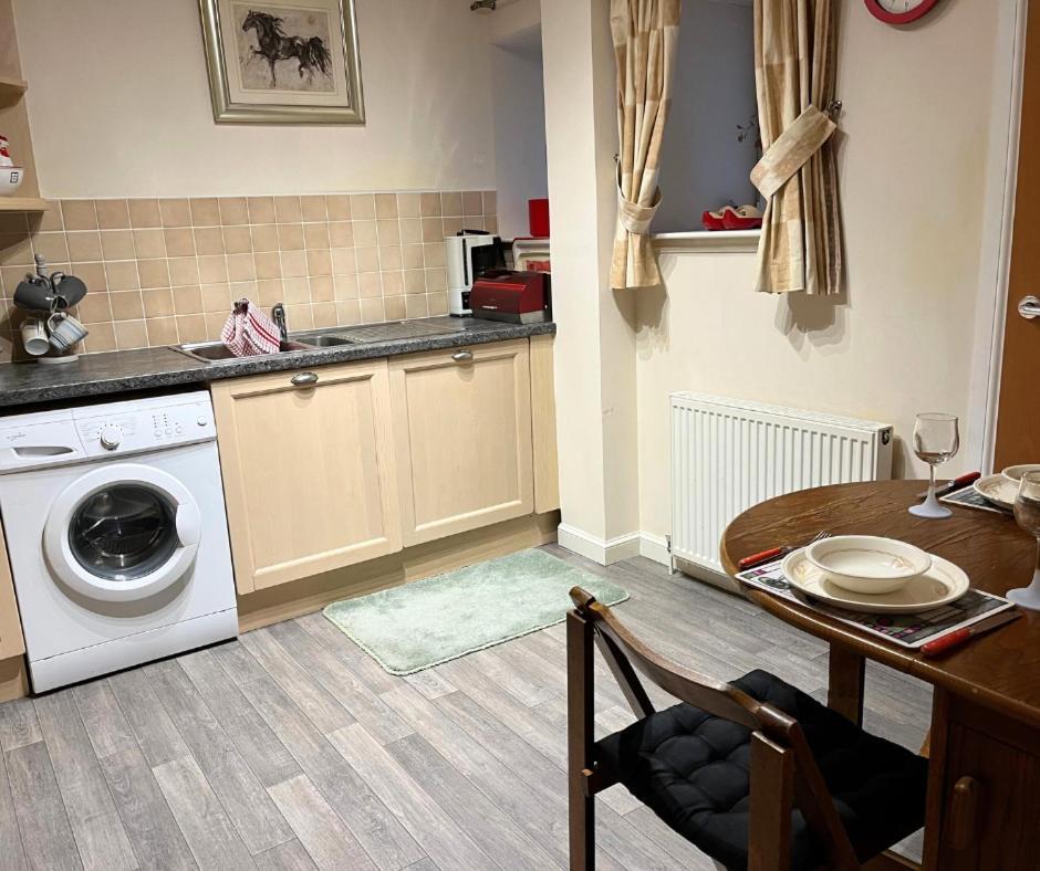 Centre Executive - Private Parking, Gym & Sauna * Aberdeen