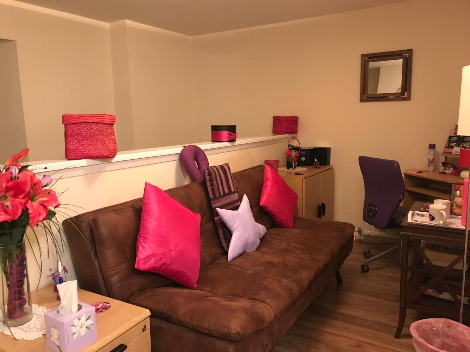 Apartment Centre Executive - Private Parking, Gym & Sauna *