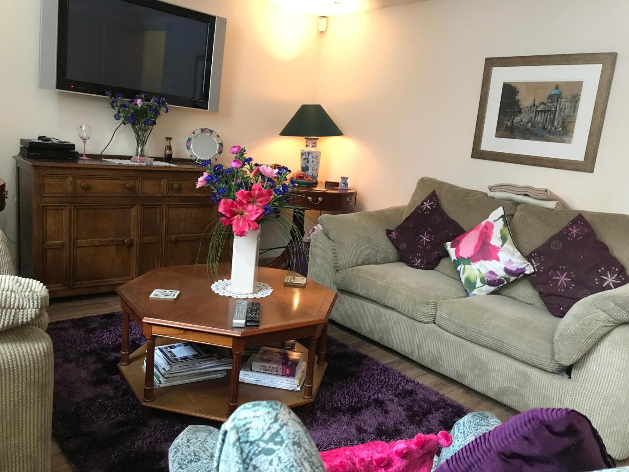 Centre Executive - Private Parking, Gym & Sauna *